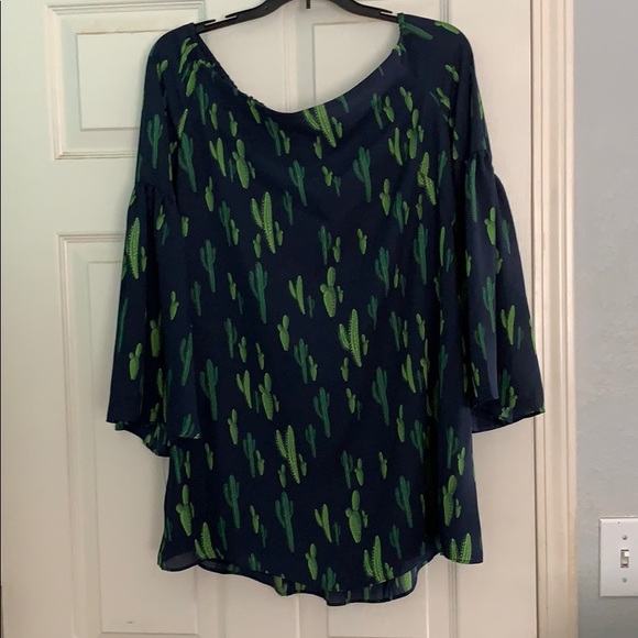 Vici Dresses & Skirts - Cactus dress